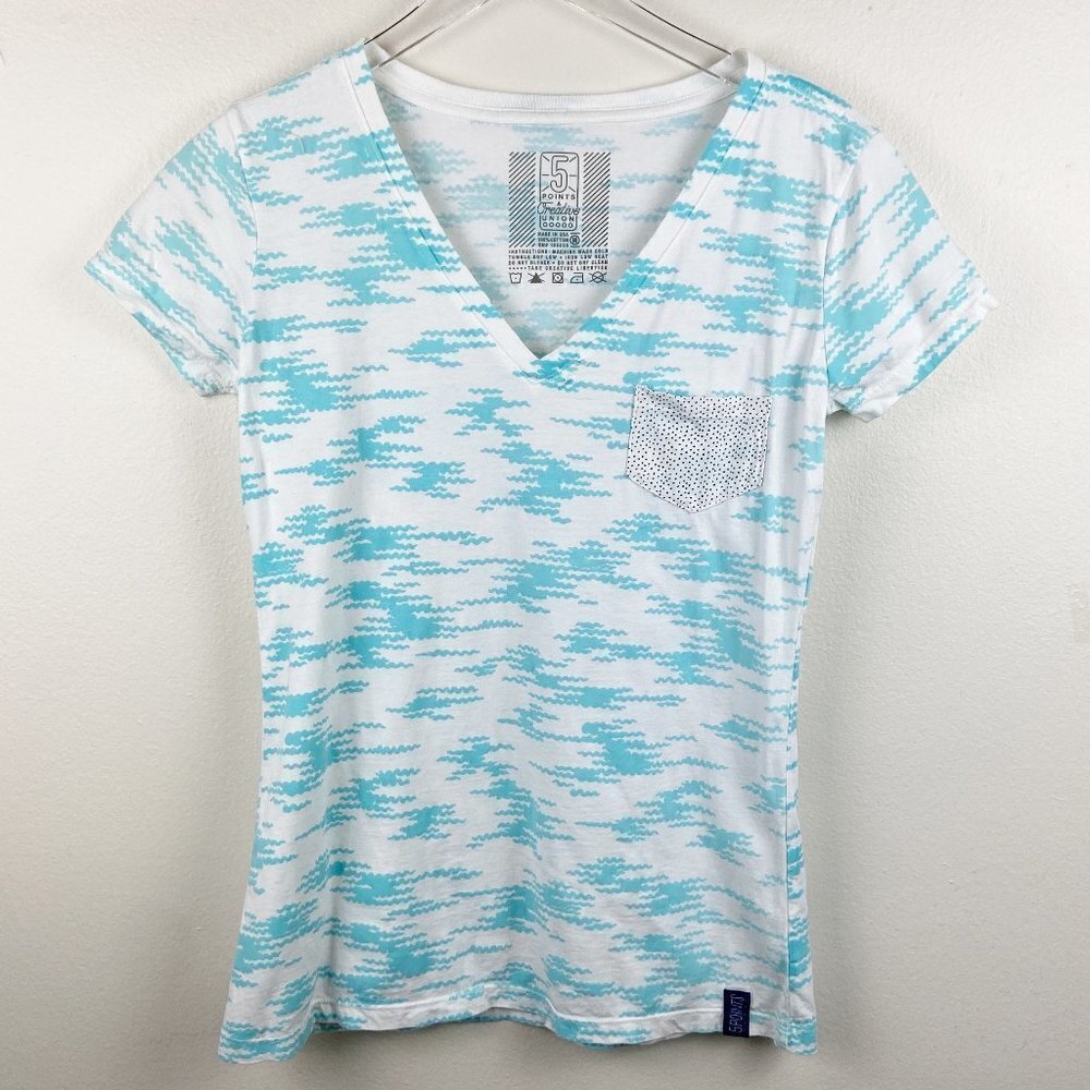 5 POINTS | White T Shirt Blue Wavy Print Black Polka Dot Pocket M